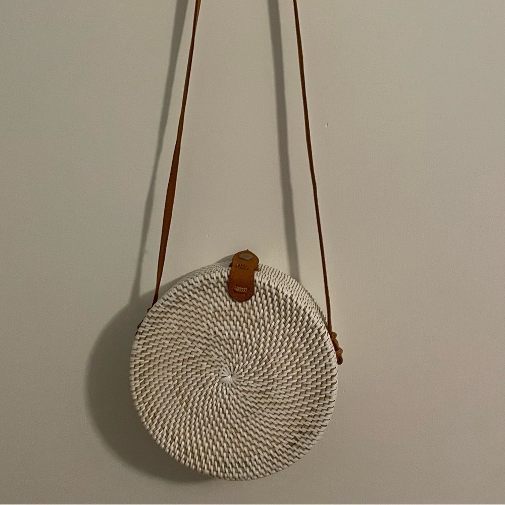 NWOT white purse - Picture 1 of 6